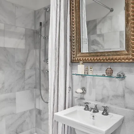 Visionapartments Albertstrasse - Contactless Check-in *