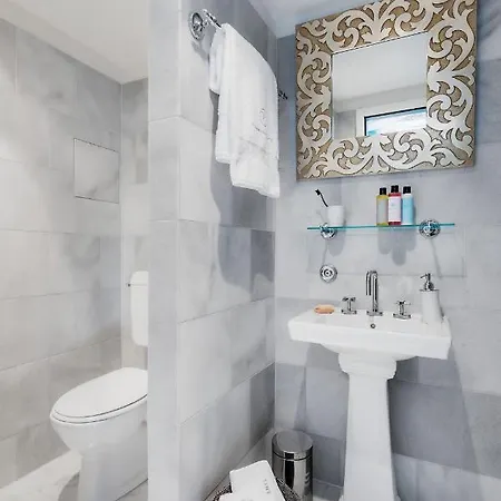 Visionapartments Albertstrasse - Contactless Check-in Zürich