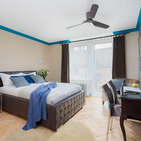 Апартаменти Visionapartments Albertstrasse - Contactless Check-in *