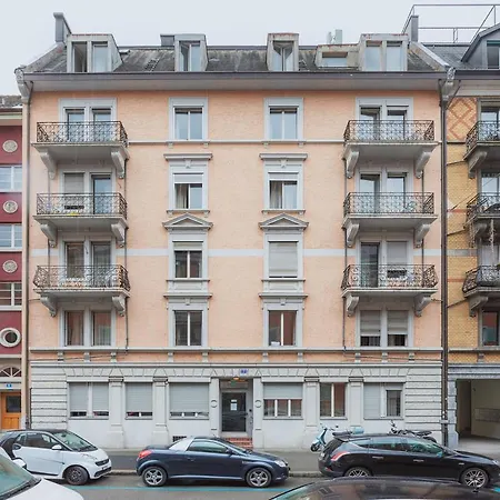 Visionapartments Albertstrasse - Contactless Check-In Apartment *