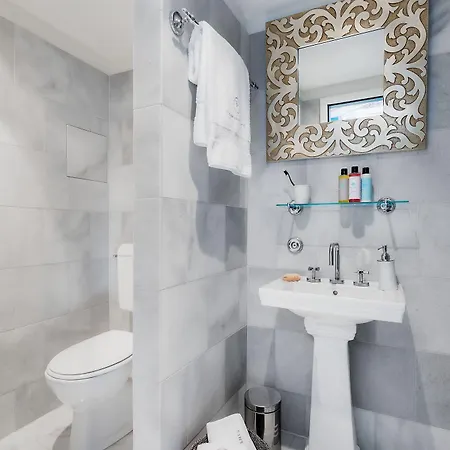 Visionapartments Albertstrasse - Contactless Check-in *