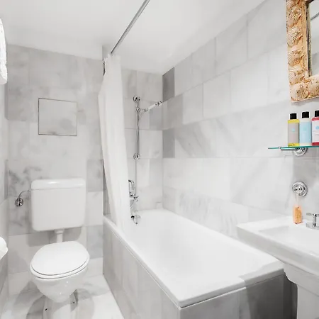 Visionapartments Albertstrasse - Contactless Check-in Zurich