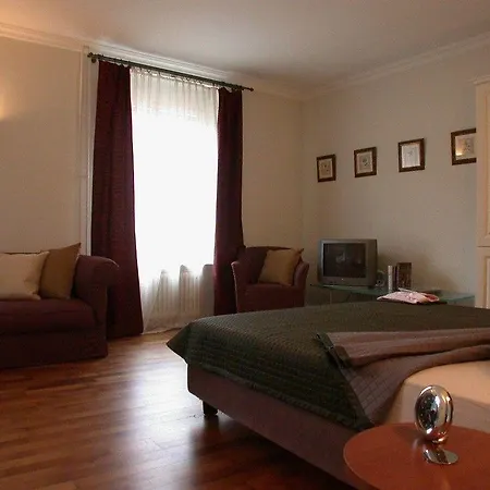 Visionapartments Albertstrasse - Self Check-in Apartamento *