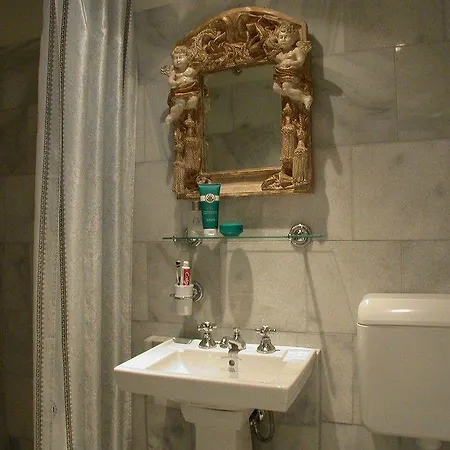 Visionapartments Albertstrasse - Contactless Check-in Appartement *